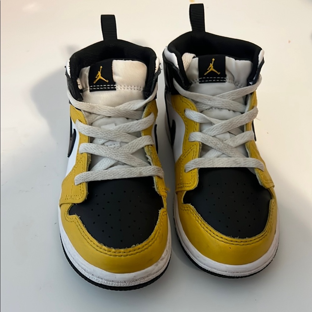 Kids Yellow and Black Sneakers